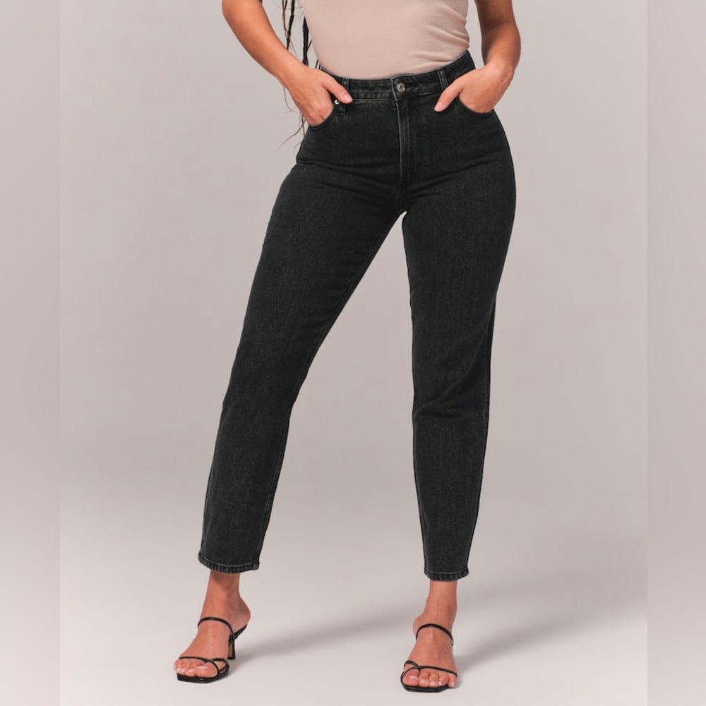 Curve Love High Rise Mom Jean - Black